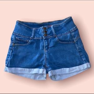 light blue folded jean shorts !